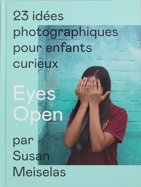  Eyes open 