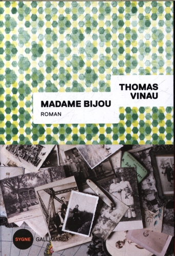 [10046192]  Madame Bijou 